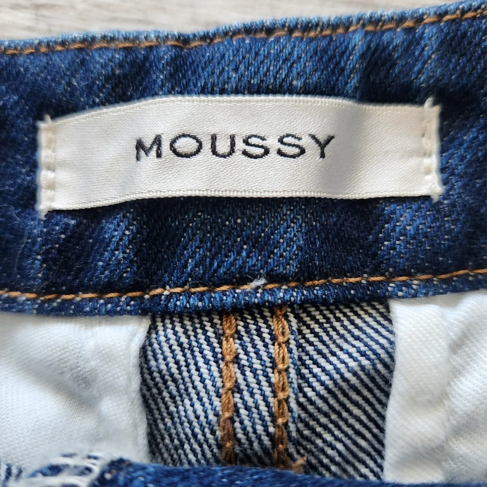 MOUSSY High Waist Denim Shorts Womens Sz 0 Dark Wash‎ Button Fly Exposed 3